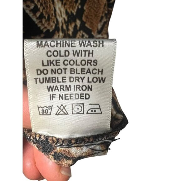 TRUTH Snake Print Sleeveless Halter Top With Back Button Closure, workattire, XL - Picture 9 of 9